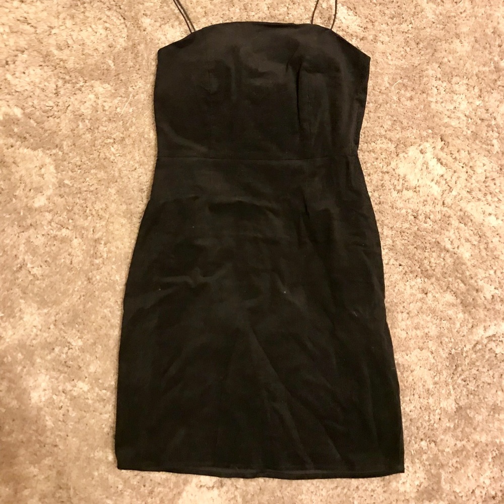 The perfect little black dress